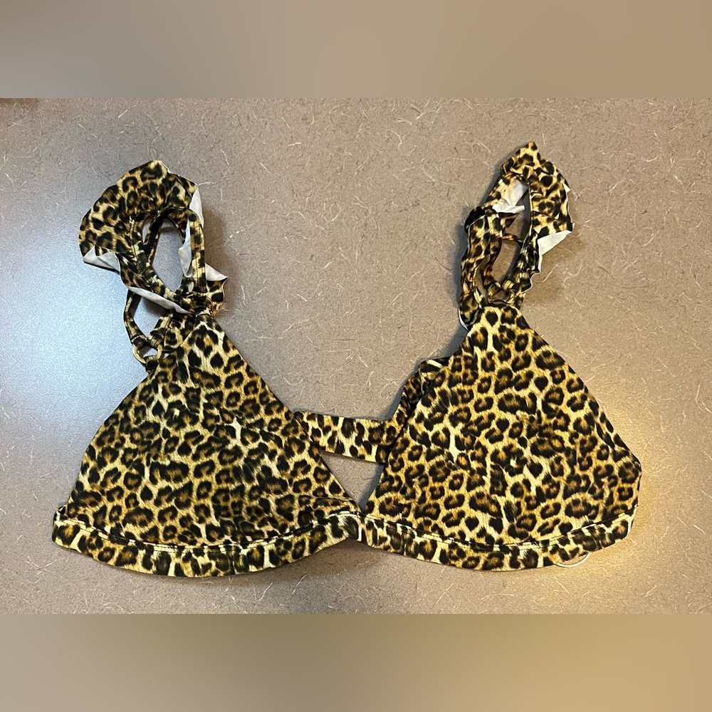 Solido Womens Ruffle Triangle Top Leopard Print Size Large NWT Swim